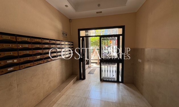 Resale - Apartment -
Torrevieja - Centro