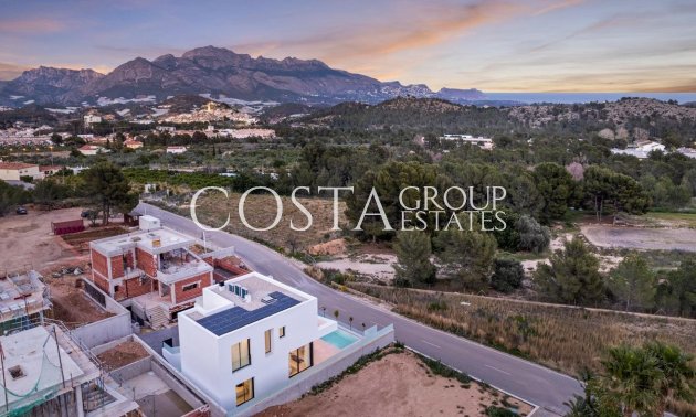 Nouvelle construction - Villa -
Polop