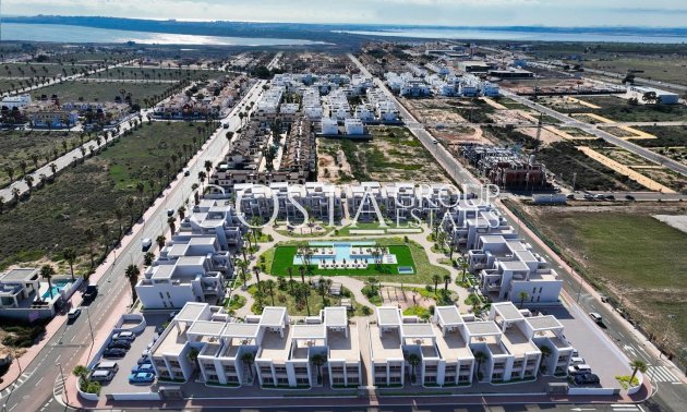 Nowy budynek - Top Floor Bungalow -
Ciudad Quesada - Lo Marabú