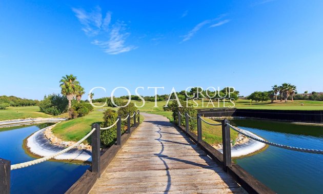 Neue Gebäude - Villa -
Pilar de la Horadada - Lo Romero Golf