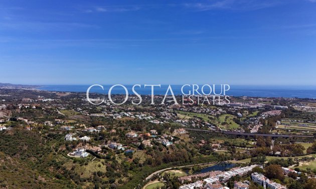 Nowy budynek - Ground floor apartment -
Benahavís - Las Colinas de Marbella