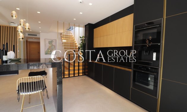 Neue Gebäude - Apartment -
Estepona - Torre Velerin