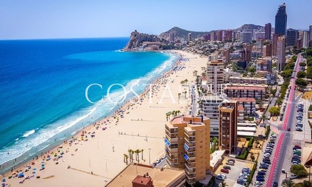 Nouvelle construction - Villa -
Finestrat