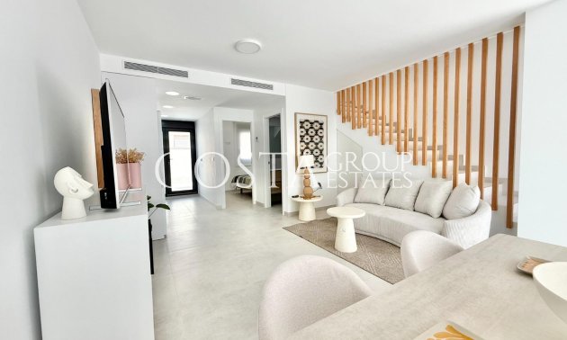 Nouvelle construction - Maison -
Cox - San Fernando