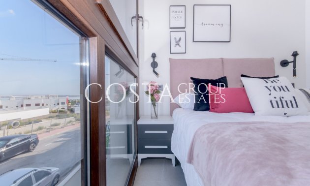 Neue Gebäude - Top Floor Bungalow -
Torrevieja - Los Balcones