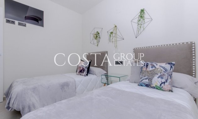 Neue Gebäude - Top Floor Bungalow -
Torrevieja - Los Balcones