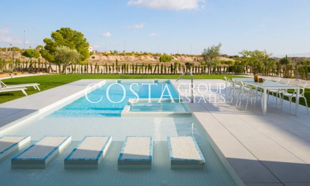 Nowy budynek - Willa -
Banos y Mendigo - Altaona Golf