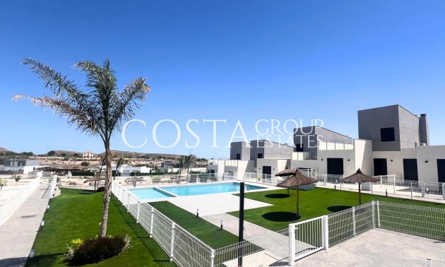 Neue Gebäude - House -
Banos y Mendigo - Altaona Golf