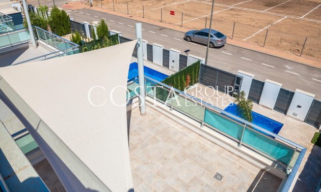 Nowy budynek - Willa -
Los Alcazares - Torre del Rame