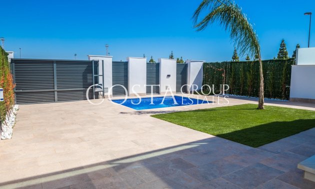 Nowy budynek - Willa -
Los Alcazares - Torre del Rame