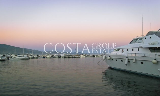 Neue Gebäude - Apartment -
Marbella - La Cerquilla