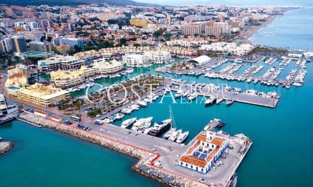 Neue Gebäude - Apartment -
Benalmádena - Puerto Marina