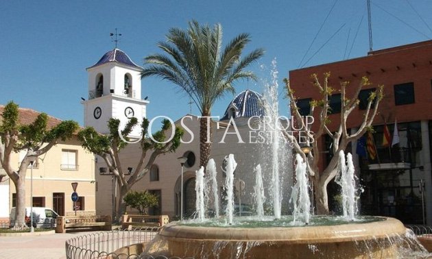 Nowy budynek - Willa -
San Fulgencio - Urb. La Marina