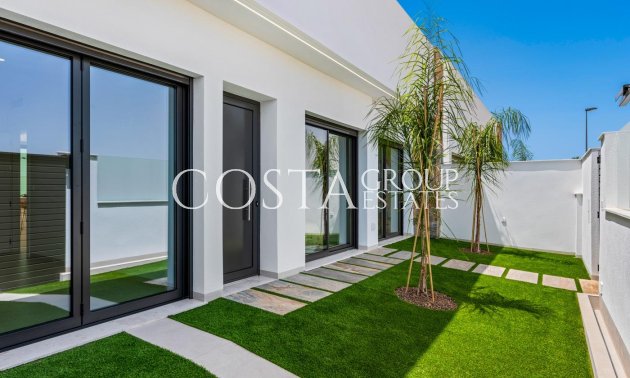 New Build - House -
Los Alcazares - Serena Golf