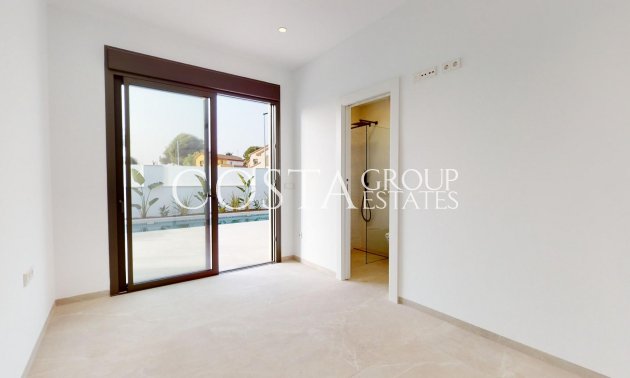 Neue Gebäude - Villa -
Los Alcazares - Serena Golf