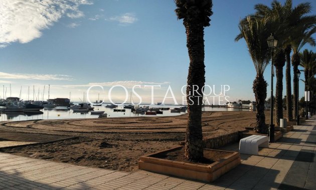 Neue Gebäude - Villa -
Los Alcazares - Serena Golf