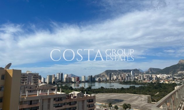 Neue Gebäude - Apartment -
Calpe - Playa La Fossa