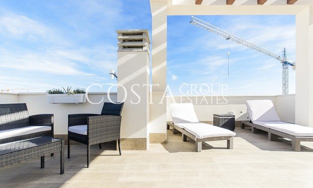 Neue Gebäude - Villa -
Los Montesinos - La Herrada