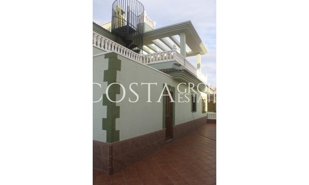 Nouvelle construction - Villa -
Torrevieja - Los Altos