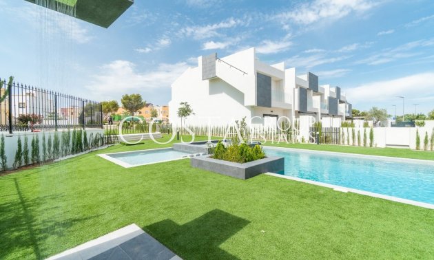 Neue Gebäude - Top Floor Bungalow -
Torrevieja - Los Balcones