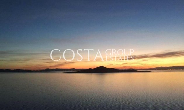 Nowy budynek - Willa -
La Manga del Mar Menor - La Manga Del Mar Menor