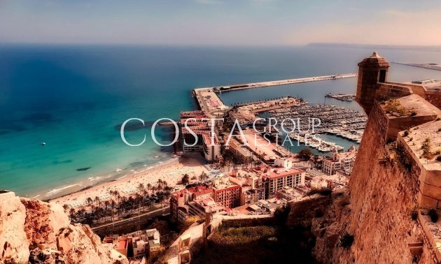 Nowy budynek - Ground floor apartment -
Alicante - Centro