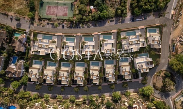 Nieuwbouw Woningen - Villa -
Estepona - Atalaya del Golf