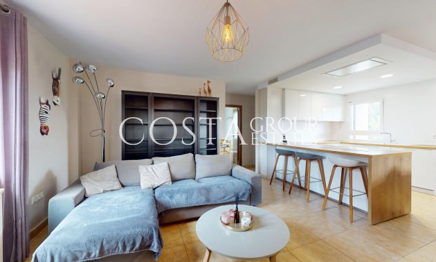 Resale - Villa -
Orihuela Costa - La Zenia