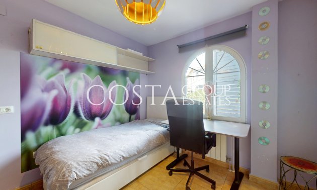 Resale - Villa -
Orihuela Costa - La Zenia