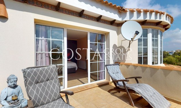 Resale - Villa -
Orihuela Costa - La Zenia