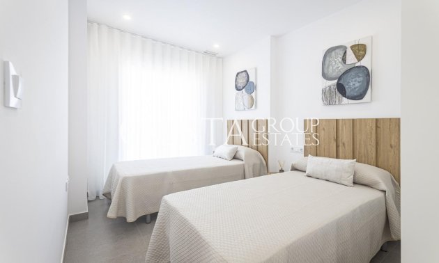 Neue Gebäude - Apartment -
La Manga del Mar Menor - La Manga