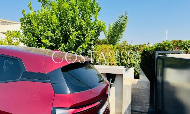 Resale - Villa -
Algorfa - La Finca Golf
