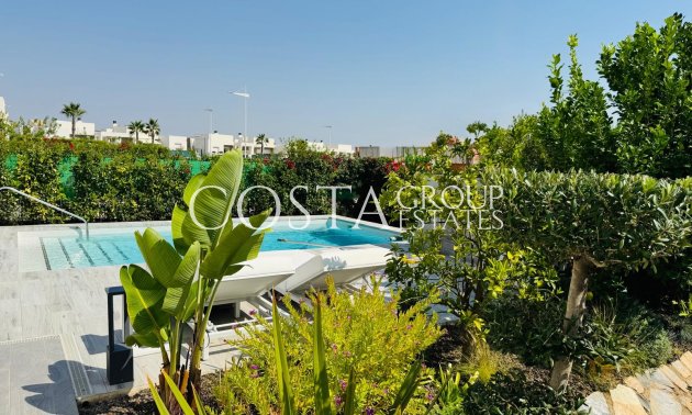 Resale - Villa -
Algorfa - La Finca Golf