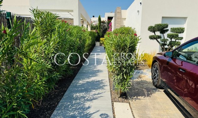 Resale - Villa -
Algorfa - La Finca Golf