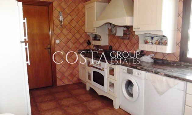 Odsprzedaż - Willa -
Los Montesinos - La Herrada