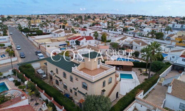 Odsprzedaż - Willa -
Torrevieja - El Chaparral