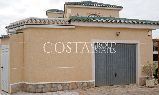 Odsprzedaż - Willa -
Torrevieja - El Chaparral