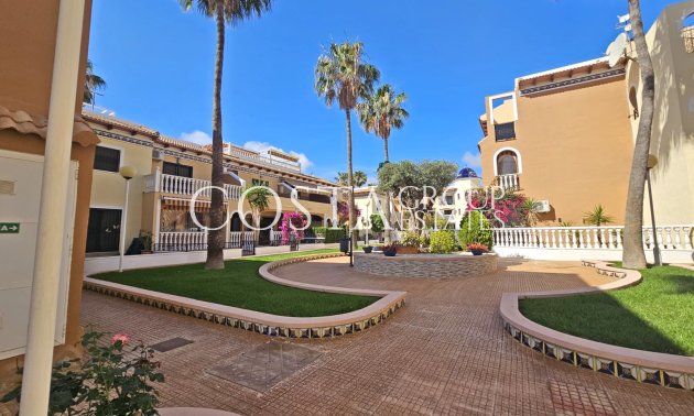 Resale - Apartment -
Los Alcazares - Pueblo Patrica