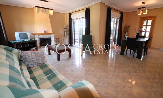 Resale - Villa -
Algorfa