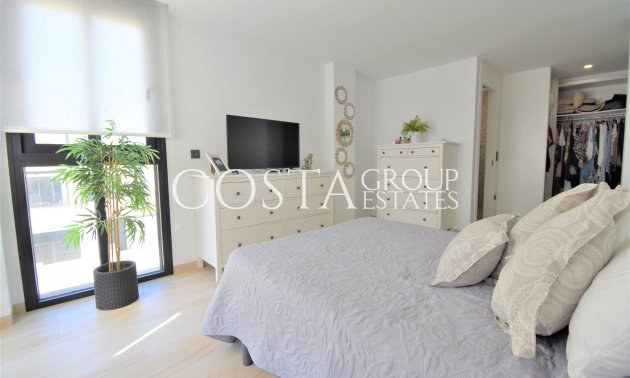 Resale - Villa -
Orihuela Costa - Villamartín