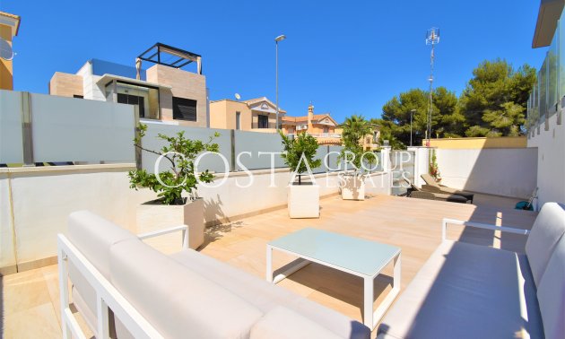 Resale - Villa -
Orihuela Costa - Villamartín