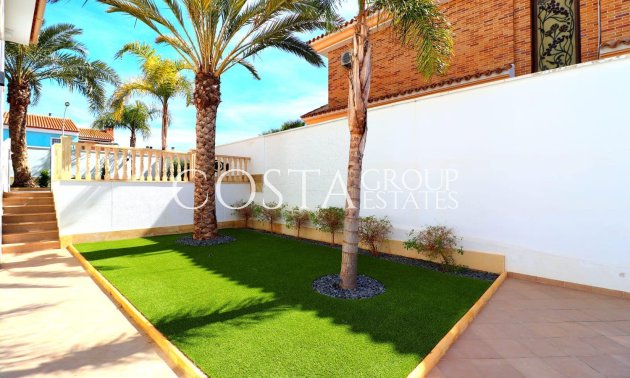 Revente - Villa -
Orihuela Costa - Campoamor