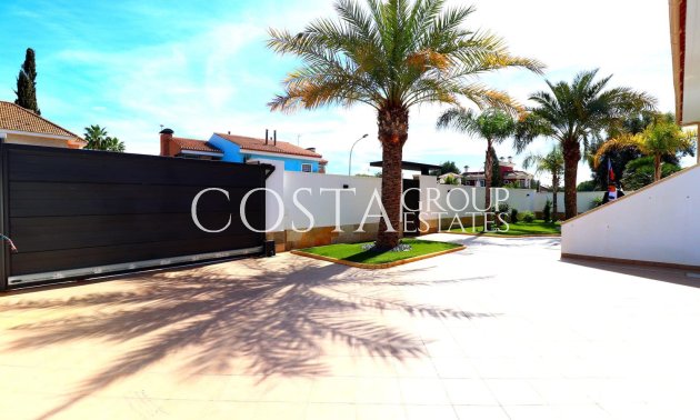 Revente - Villa -
Orihuela Costa - Campoamor