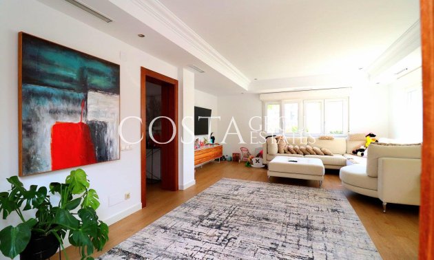 Revente - Villa -
Orihuela Costa - Campoamor