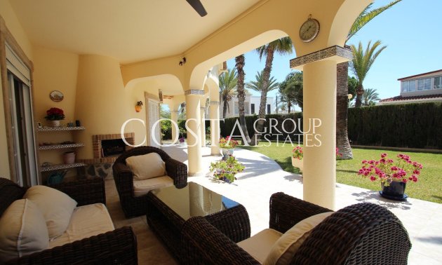 Revente - Villa -
Torrevieja - Punta Prima