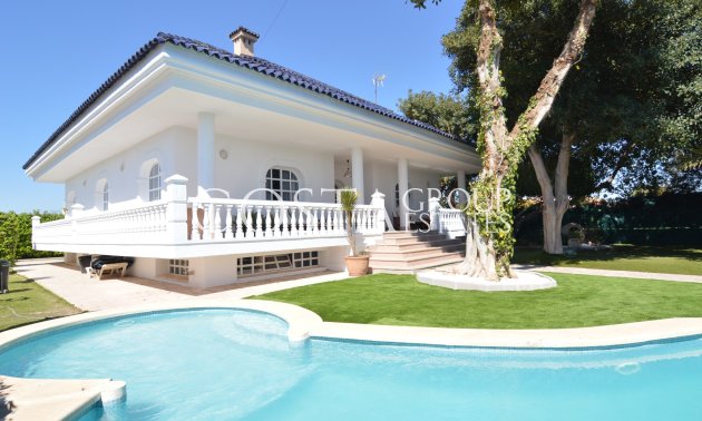 Revente - Villa -
Torrevieja - Torreta Florida