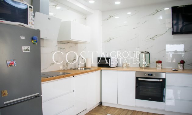 Odsprzedaż - Apartament -
Torrevieja - Los Frutales