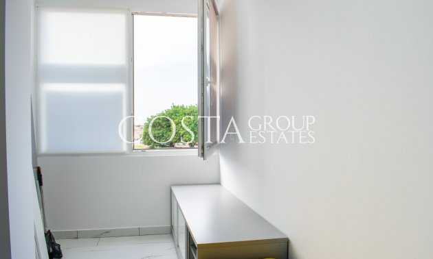 Odsprzedaż - Apartament -
Torrevieja - Los Frutales