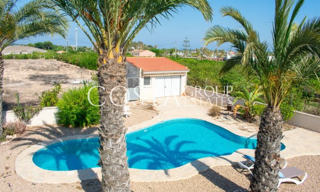 Herverkoop - Villa -
Guardamar del Segura - El Raso