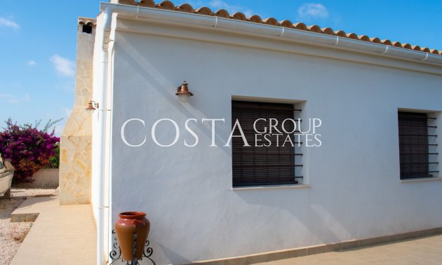 Herverkoop - Villa -
Guardamar del Segura - El Raso